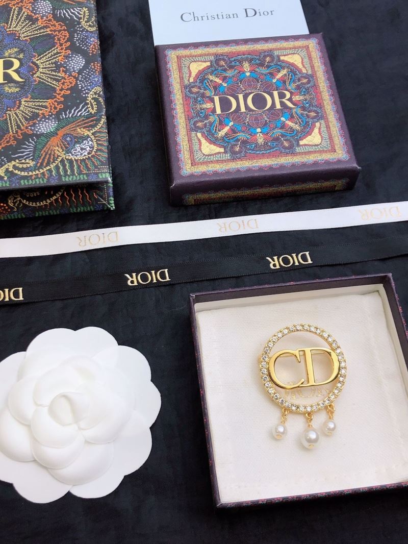 Christian Dior Brooches